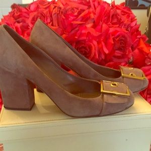 Gucci Brown Suede Pumps